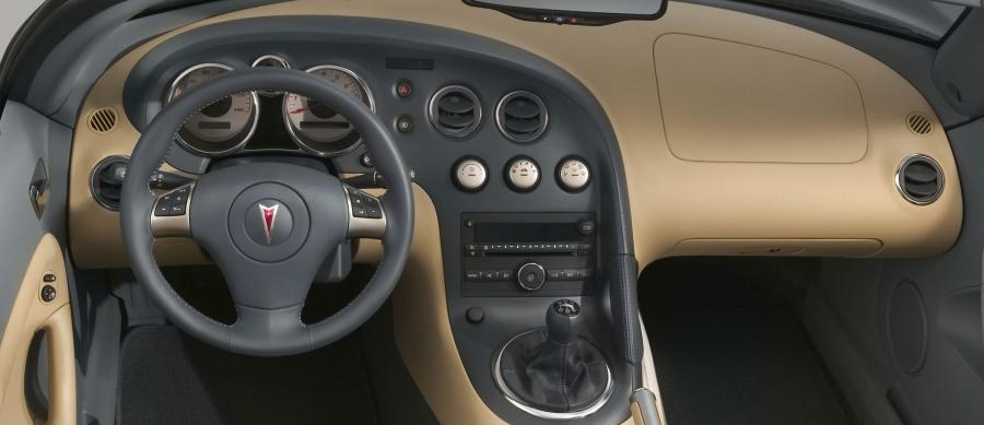  Pontiac Solstice 2006 года  (фото 7 из 126)